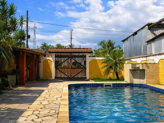 #935 - Casa para Venda em Bertioga - SP - 2